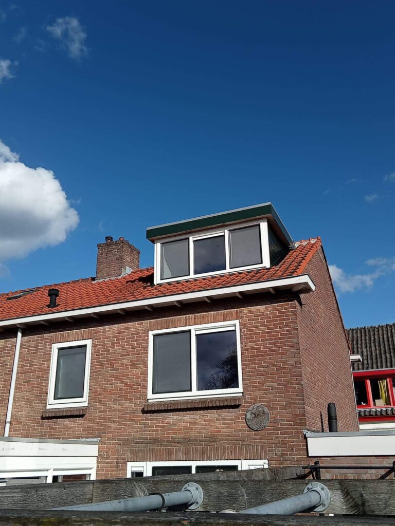 Dakkapel renovatie in Deventer door AMPA