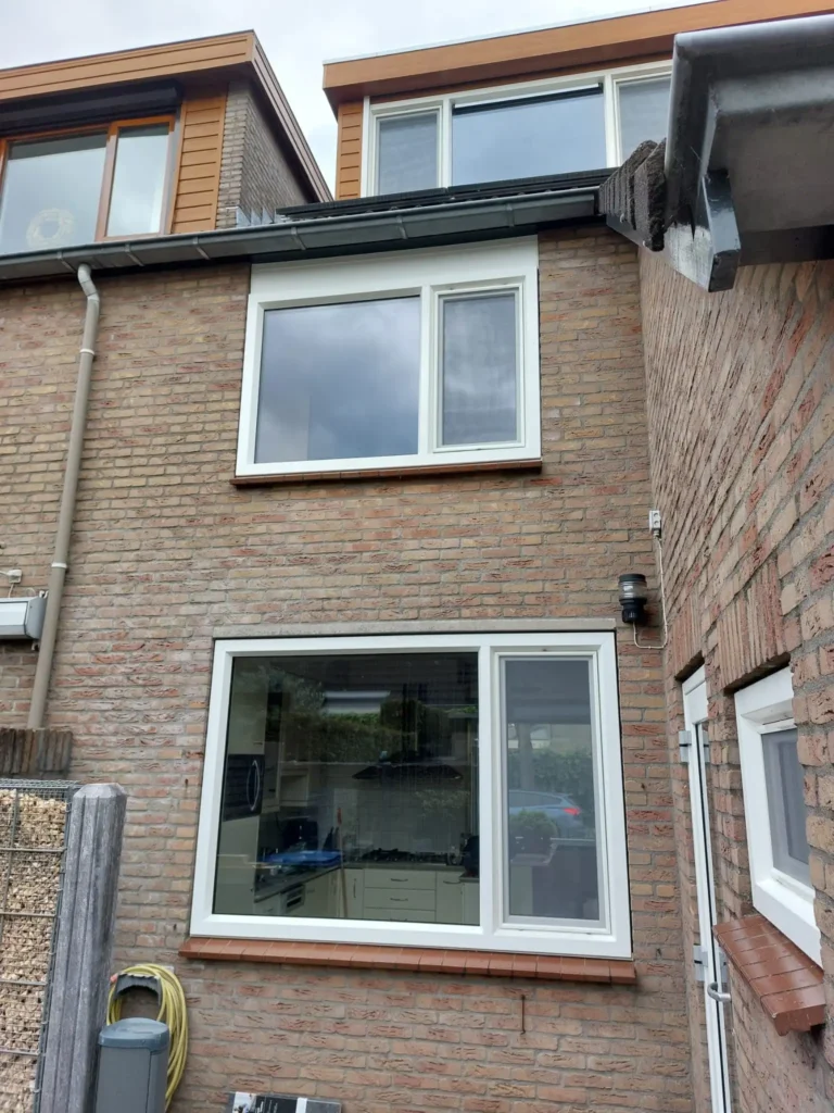 Witte kunststof kozijnen beneden en boven in Ophemert - AMPA Kunststof Kozijnen (2)