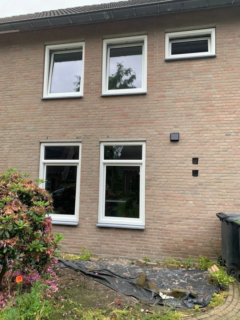 Witte kunststof kozijnen specialist in Lieshout - AMPA Kunststof kozijnen